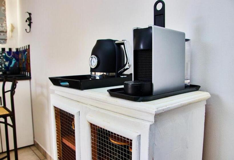 Bed & Breakfast Gilcrest Place Guest House