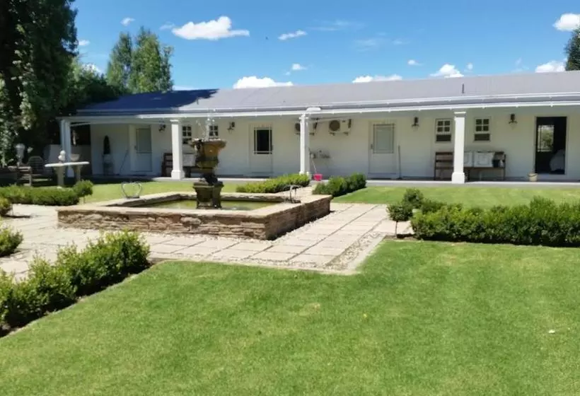 ベッドアンドブレックファースト La Riviera Boutique Guesthouse & Spa