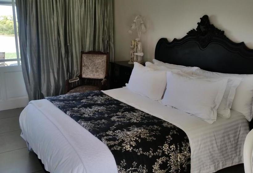 مبيت وإفطار La Riviera Boutique Guesthouse & Spa
