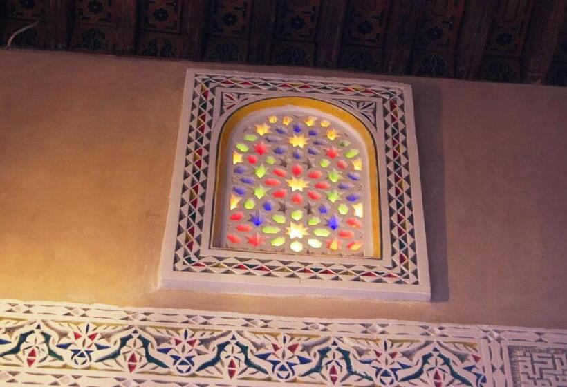 تختخواب و صبحانه Riad Benchekroun