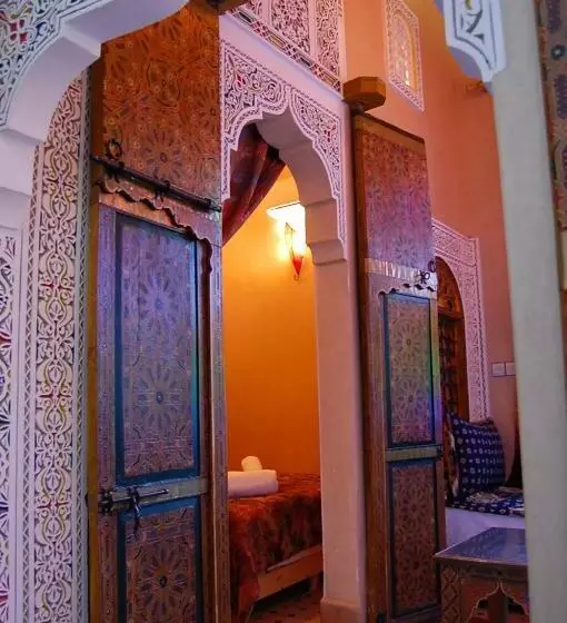 تختخواب و صبحانه Riad Benchekroun