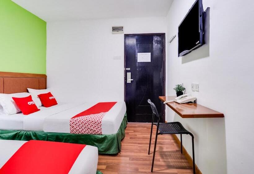 Bjorn Boutique Hotel Taman Danau Desa