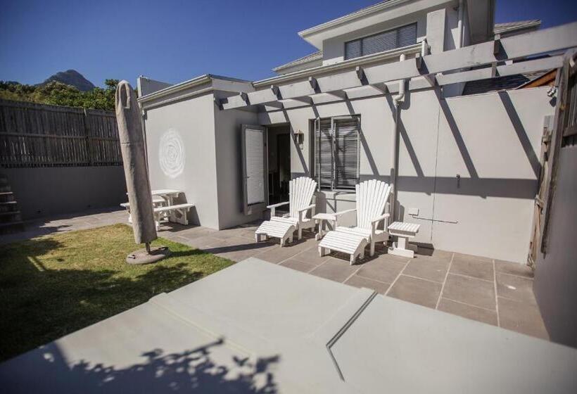 Chapman S Peak Bed And Breakfast