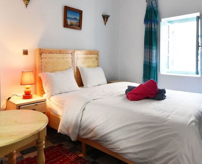 בית מלון כפרי Al Arboussas