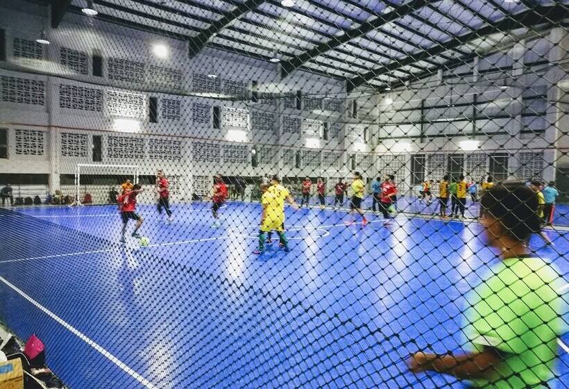 בית מלון כפרי Asrc