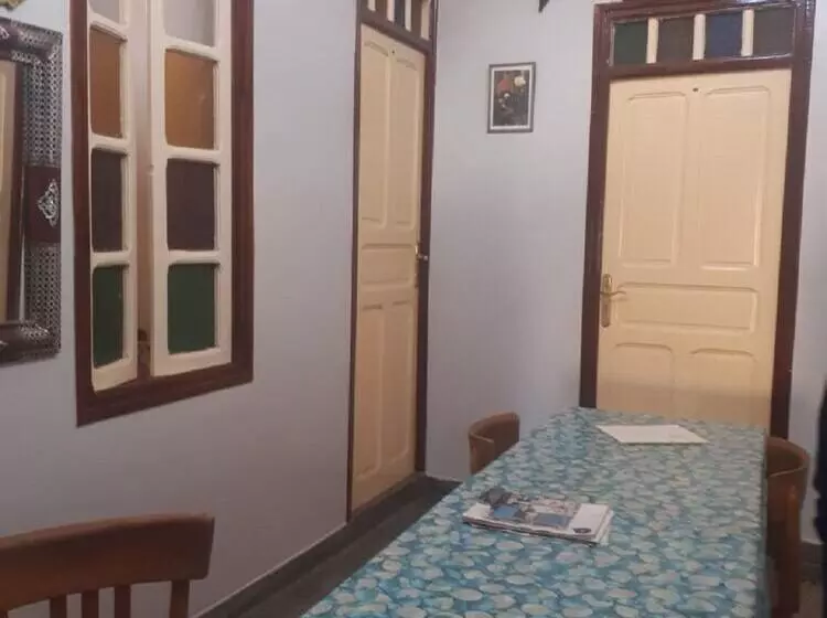 هتل Hôtel Des Touristes