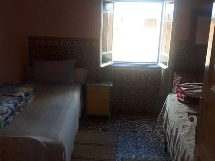 هتل Hôtel Des Touristes