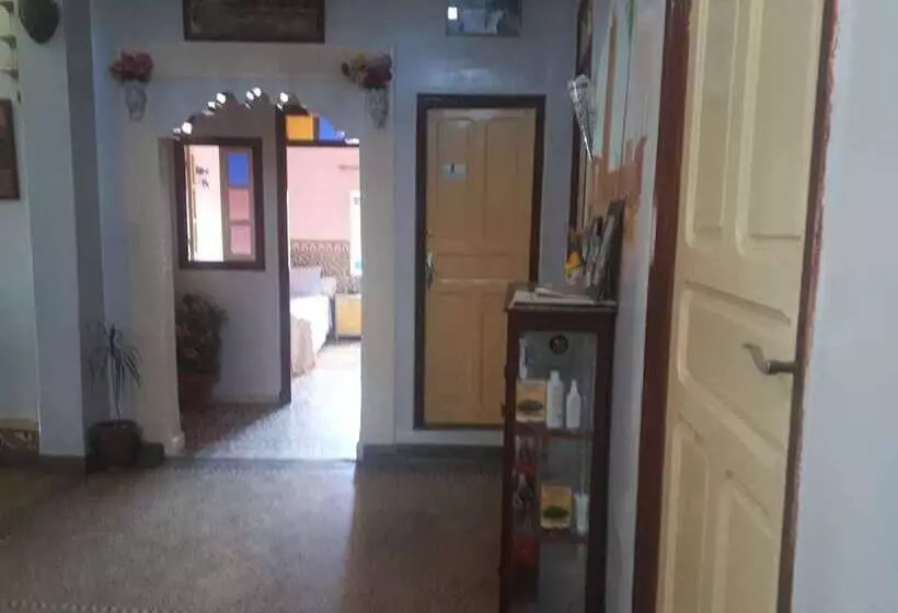 هتل Hôtel Des Touristes