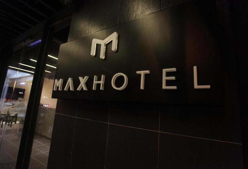 Max Hotel Subang Jaya