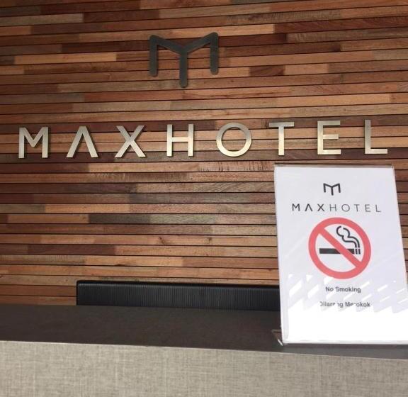 Max Hotel Subang Jaya