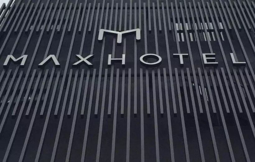 Max Hotel Subang Jaya