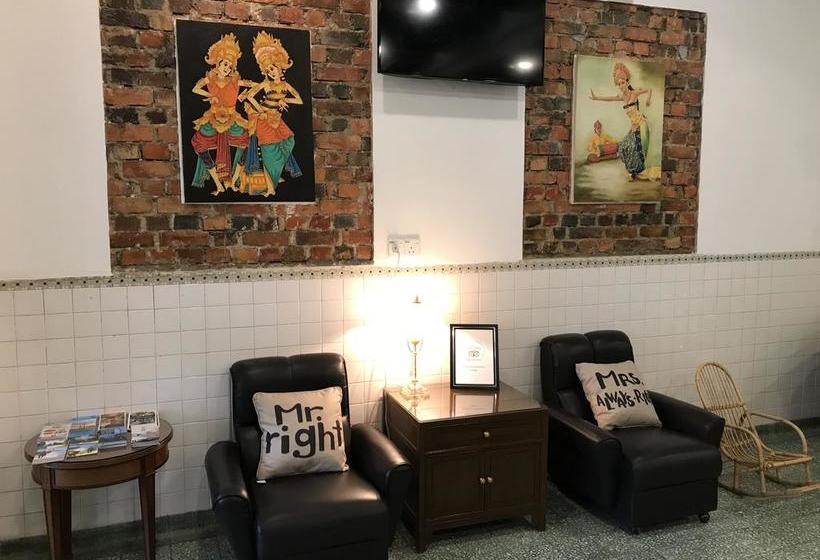 Отель Rangoon Residence