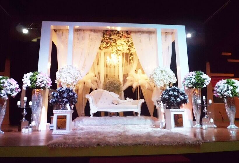 Ritz Garden Hotel Manjung