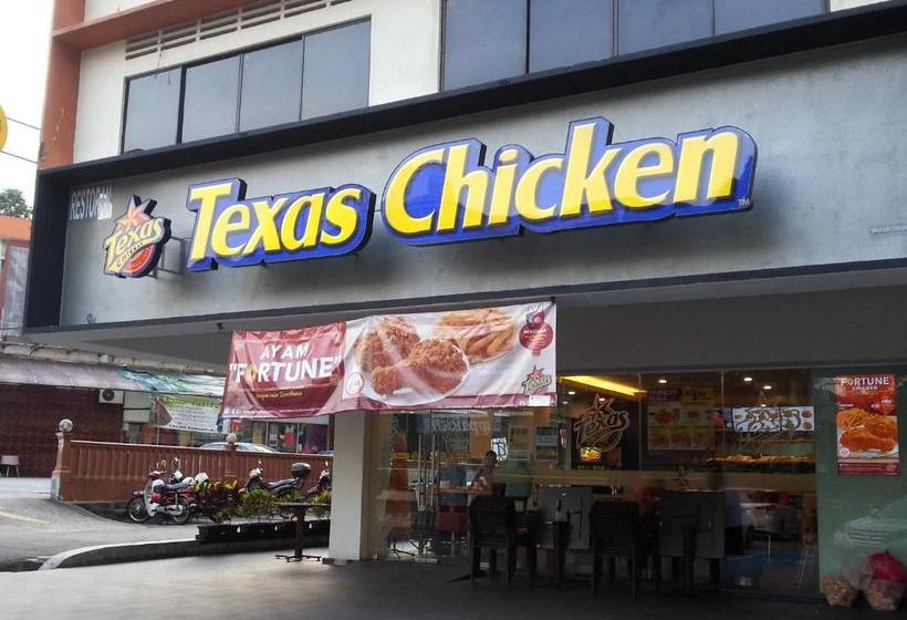 Hotel Strawberry Fields