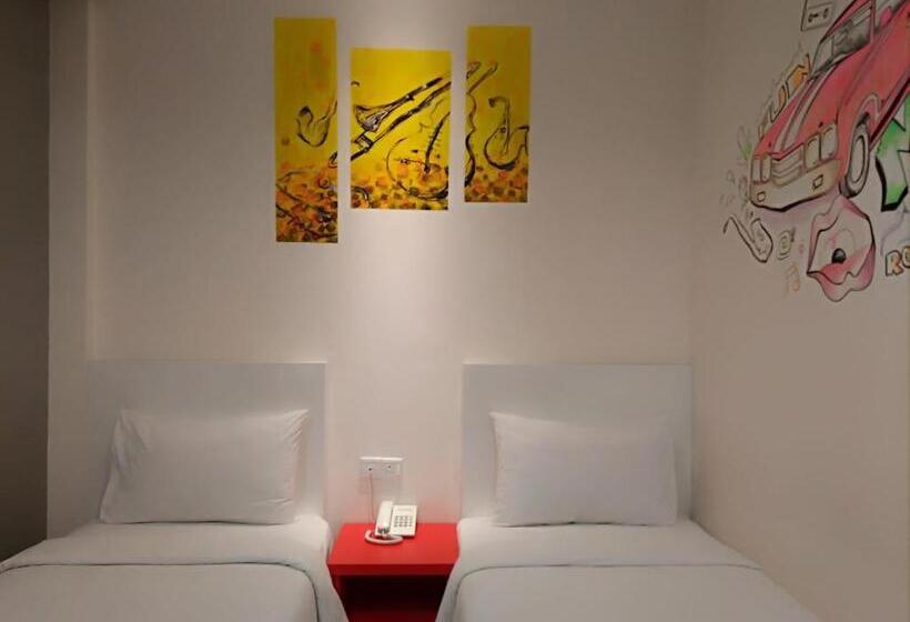 Hotel Strawberry Fields