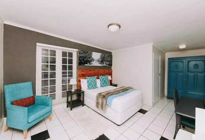 Madeline Grove Bed & Breakfast