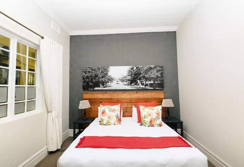 Madeline Grove Bed & Breakfast