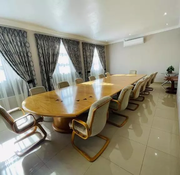 Ngwenya Hotel & Conference Centre