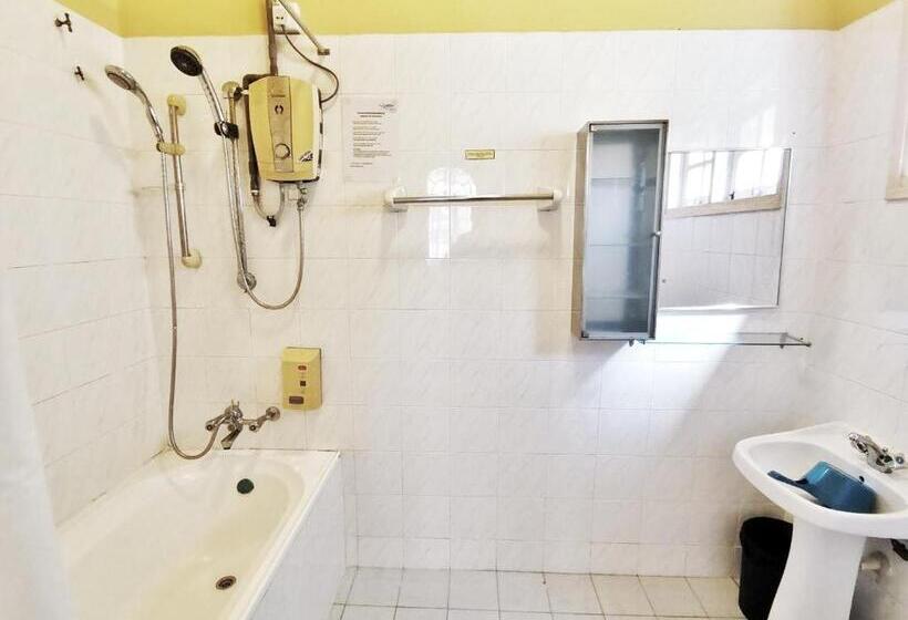 Rumbia Resort Villa Paka