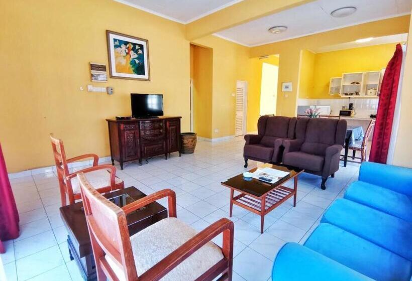 Rumbia Resort Villa Paka