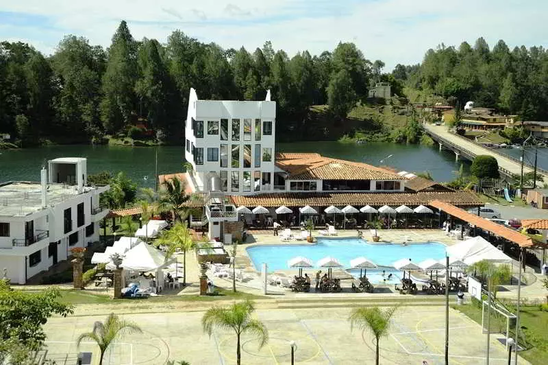 Hotelli Los Recuerdos