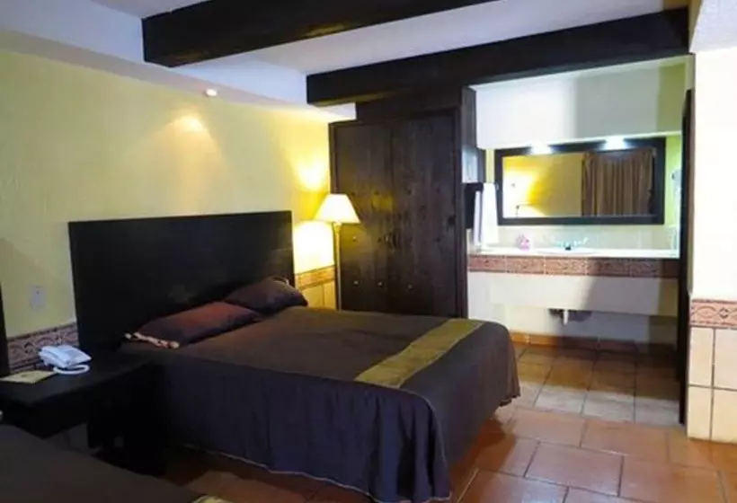 Hotelli Mirage Express