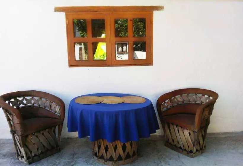 Hotelli La Casona Breakfast & Wellness Center