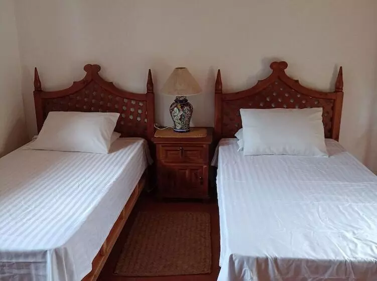 Hotelli La Casona Breakfast & Wellness Center