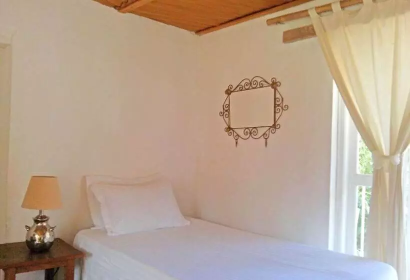 Hotelli La Casona Breakfast & Wellness Center