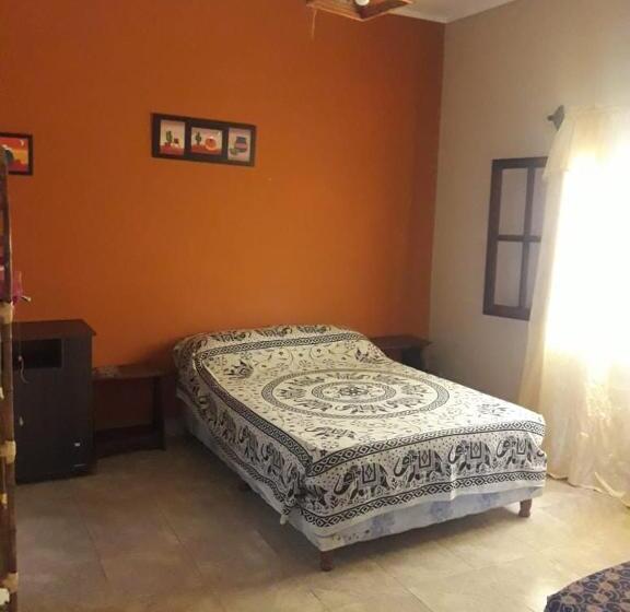 Hotel Hostal Amancay