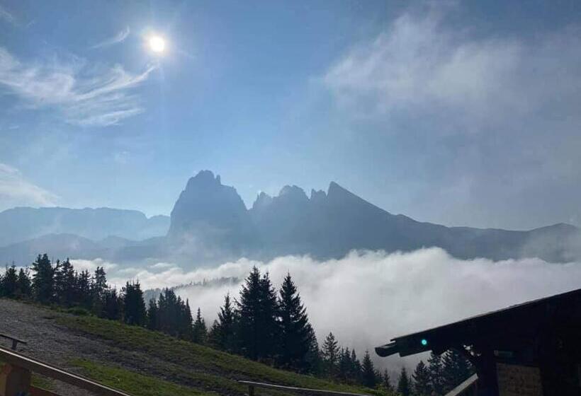 호텔 Garni Franca B&b