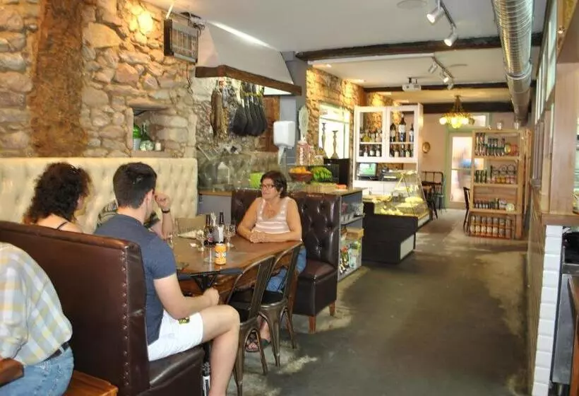 Hostal Kukia