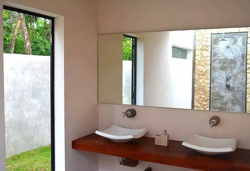 هتل Aqua Viva Tulum