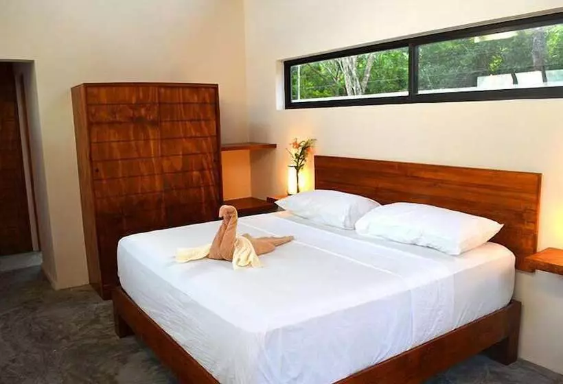 هتل Aqua Viva Tulum