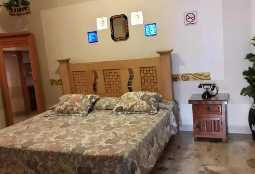 Hotel Colonial