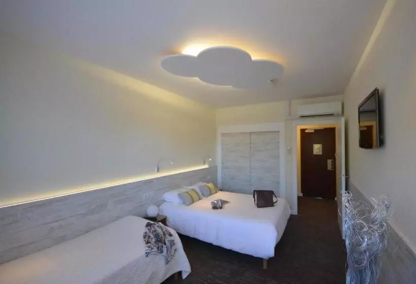 ホテル Hôtel Poste Et Champanne