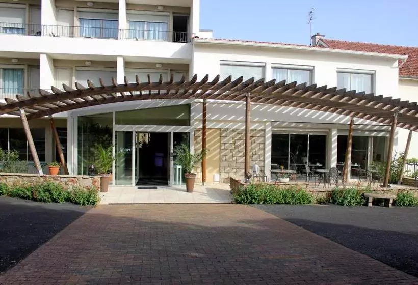 ホテル Hôtel Poste Et Champanne