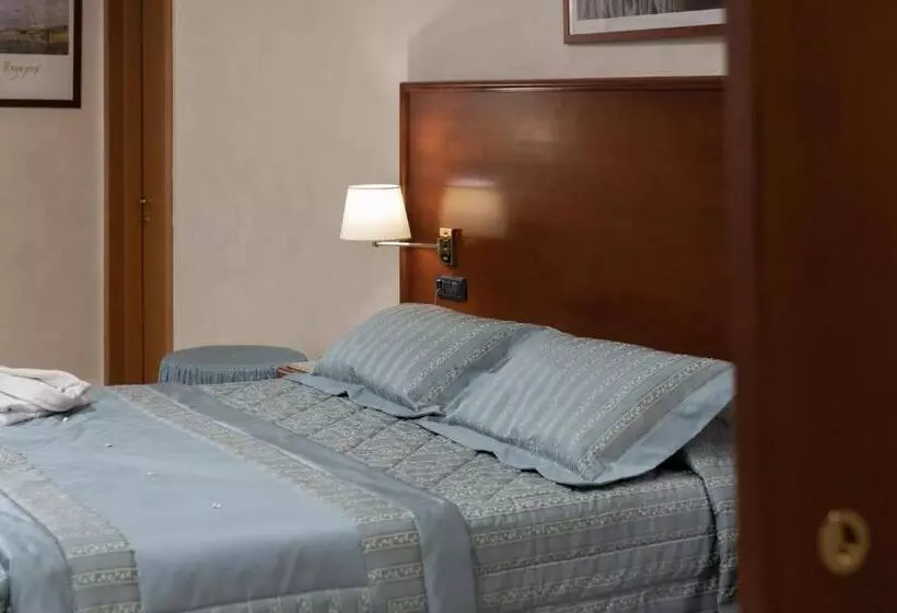 Edra Palace Hotel & Ristorante