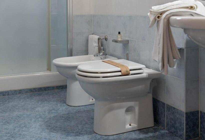 Edra Palace Hotel & Ristorante