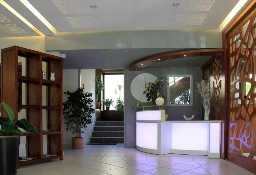 ホテル Hôtel Poste Et Champanne
