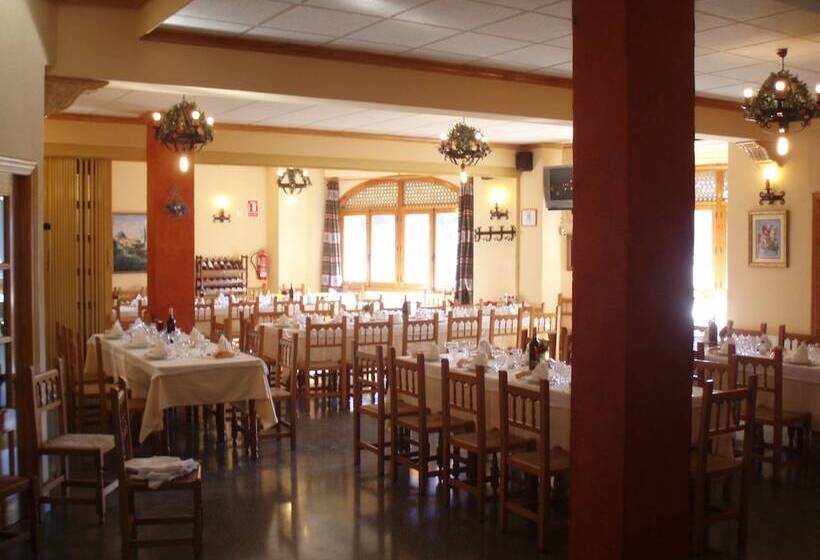 酒店 Mesón El Castillo