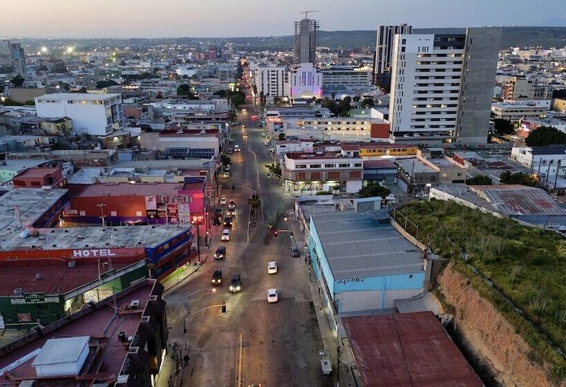 酒店 Plaza Hermosa