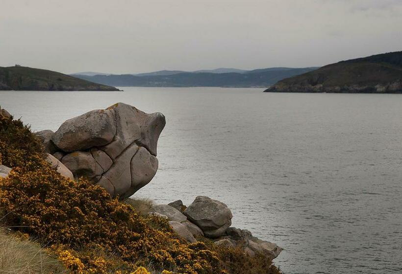 Отель Porto Do Barqueiro