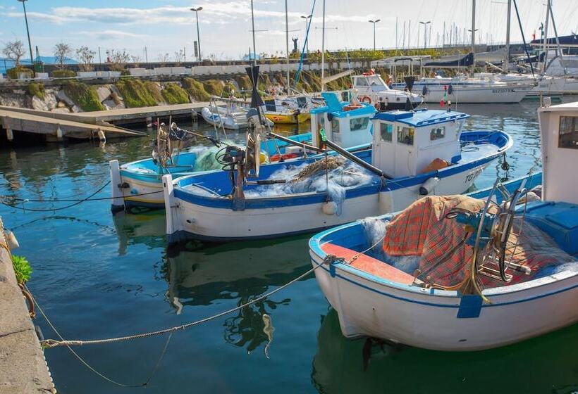 تختخواب و صبحانه Bsisters