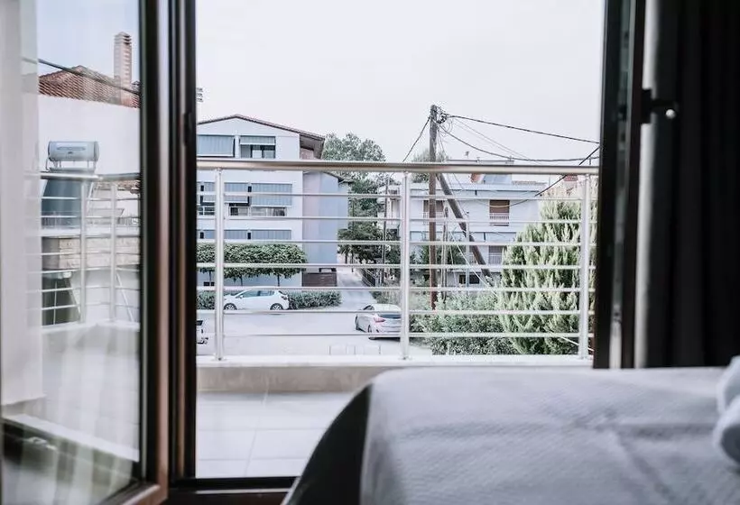 ホテル Crystal Studios