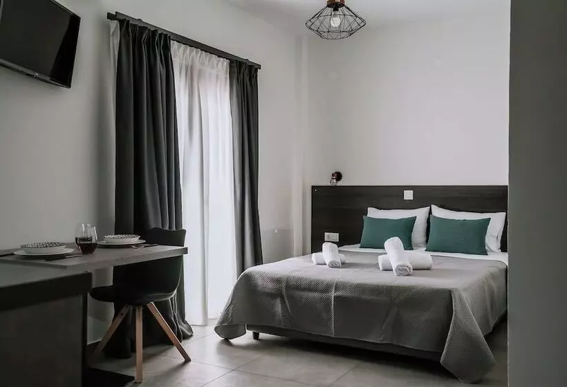 ホテル Crystal Studios