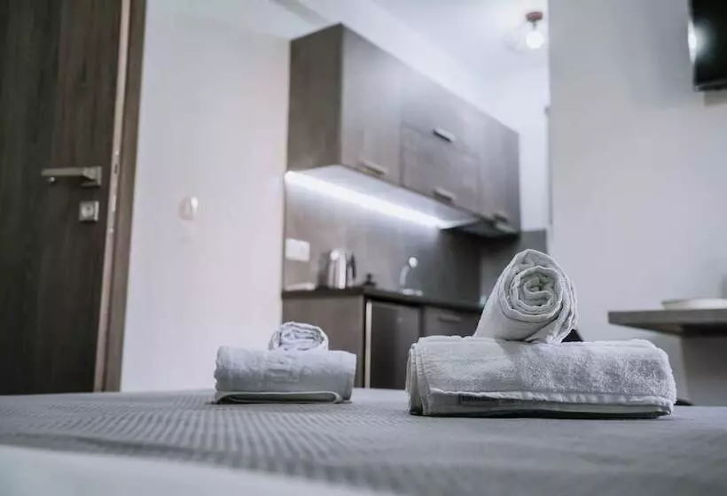 ホテル Crystal Studios