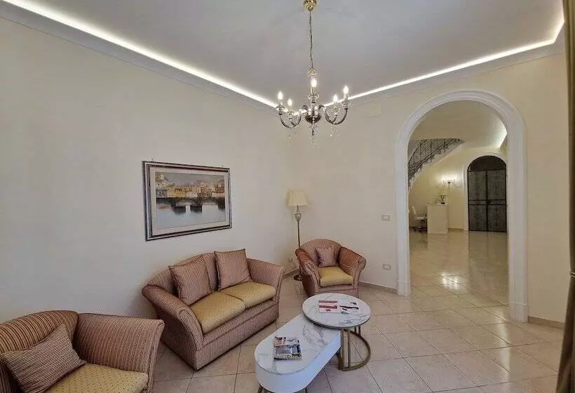 هتل روستایی Villa Esmeralda