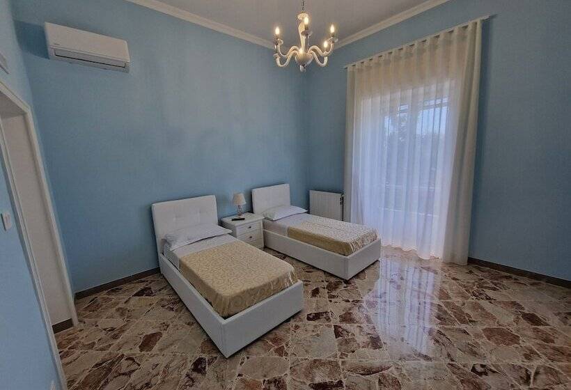 هتل روستایی Villa Esmeralda