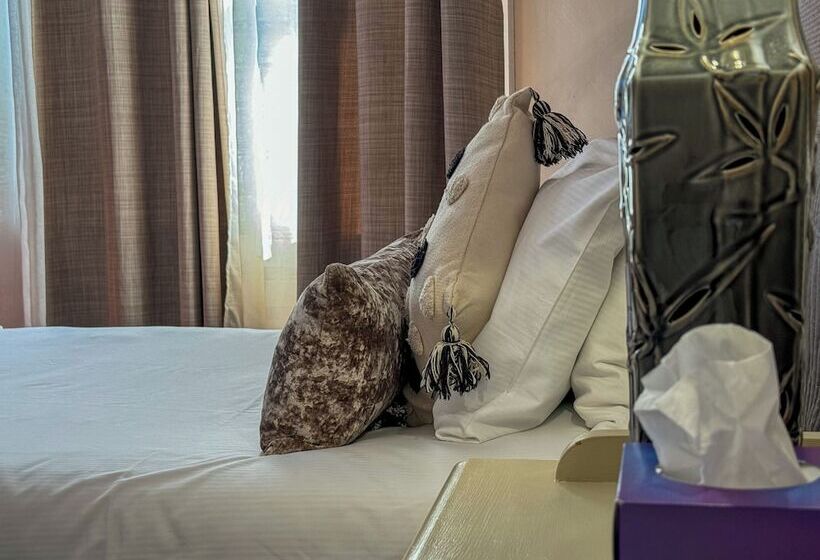 هتل The Chatwal Boutique